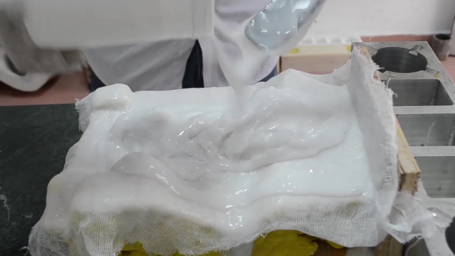 模具硅膠刷模如何使用，有什么需要注意的 ？