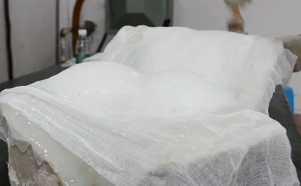 液態硅膠產品變形或縮水該怎么解決 ？